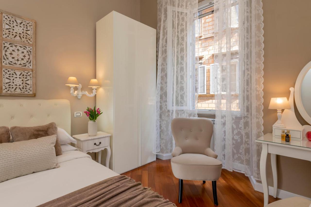 Lovely New Home, Fontana Di Trevi Apartamento